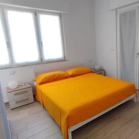 Valentina - La Limoncella Apartment