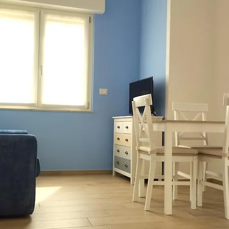Valentina - La Limoncella Apartment *